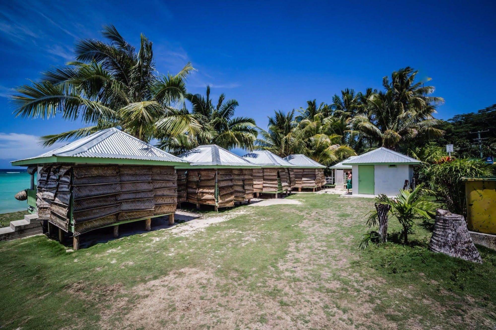Tailua Beach Fales Manase Exterior photo