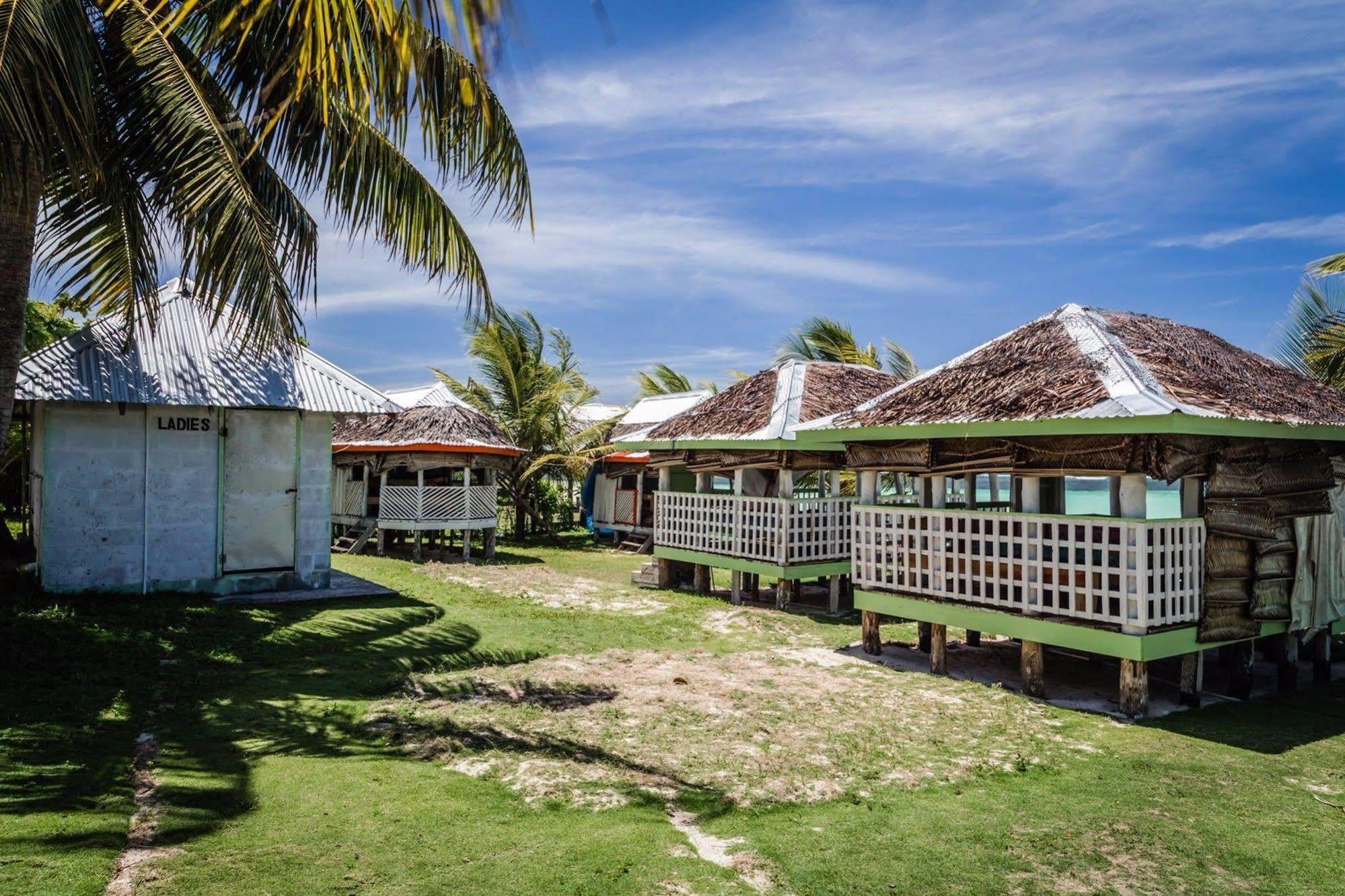 Tailua Beach Fales Manase Exterior photo